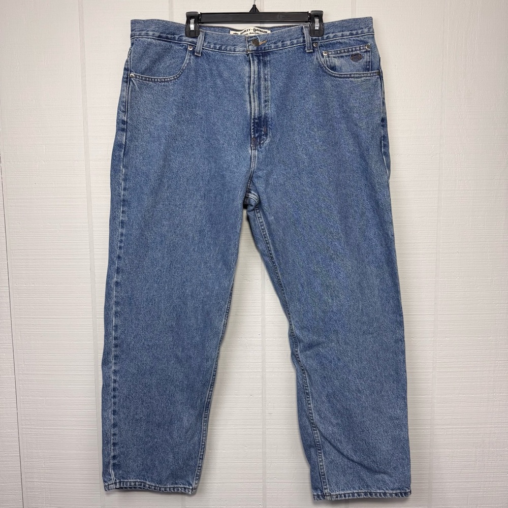 Harley Davidson Men’s Relaxed Fit Blue Denim Jeans Straight Leg Logo Patch 42x30